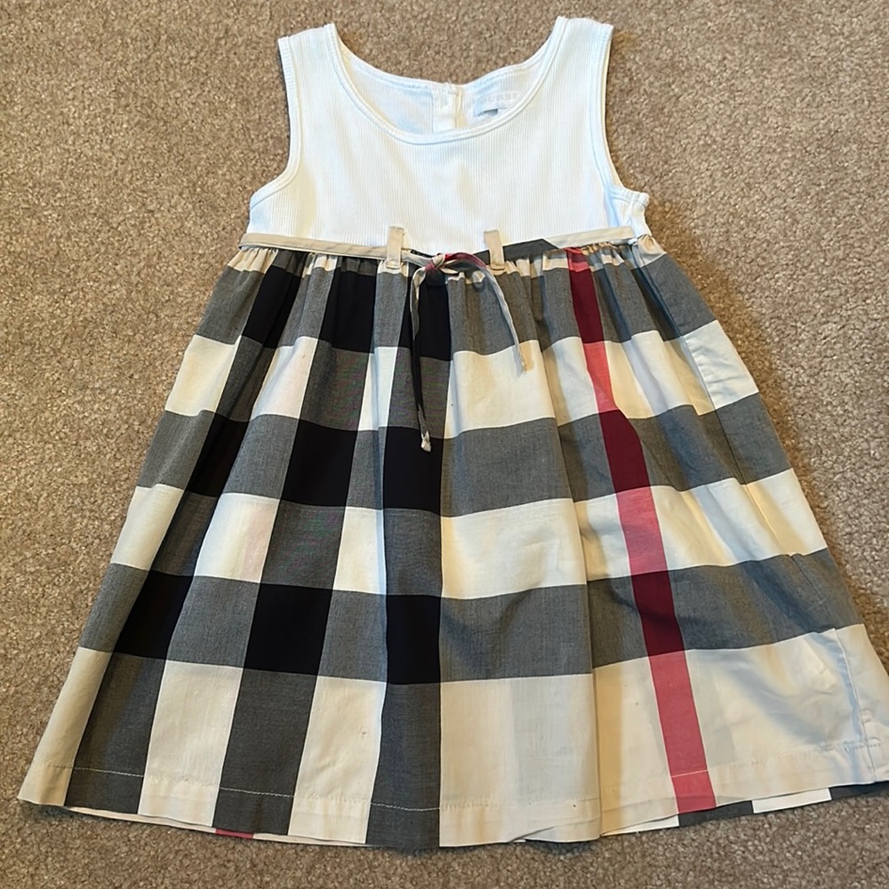Girl’s Burberry Dress in Size 3Y, White Tank W/Classic Check Skirt, BNWOT